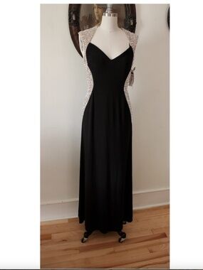 NWT 1990's Black and Silver Cachet Evening Gown With Illusion Waist